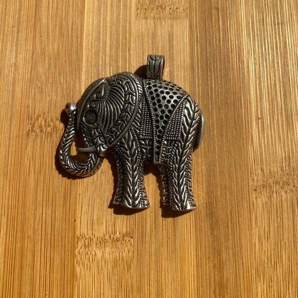 488-Hootie And The Elephant💚 Costume Jewelery - Picture 6 of 9
